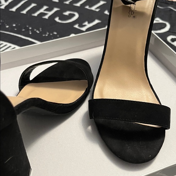 Shoe Dazzle Black Ankle Strap Heels - Picture 3 of 11